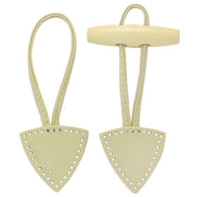 Lana Grossa Toggle fastening 