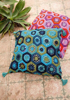 Pillow Covers ORGANICO from Lana Grossa