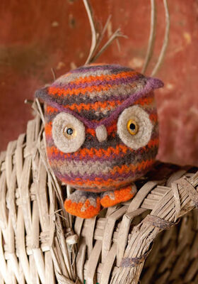 Felt Owl FELTRO from Lana Grossa