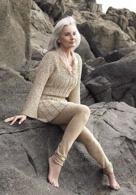 Dress LINARTE from Lana Grossa