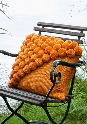 PILLOW COVER Feltro from Lana Grossa
