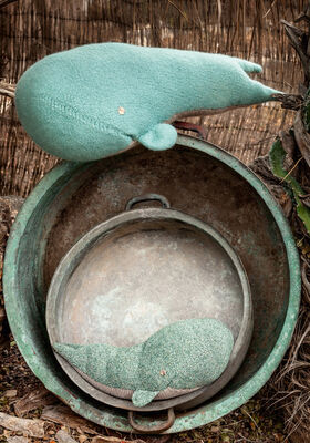 WHALE PILLOW Feltro from Lana Grossa