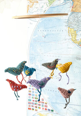 BIRD MOBILE Cool Wool Big from Lana Grossa