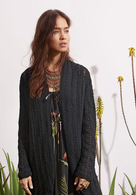 JACKET IN ARCHING LACE PATTERN Linarte from Lana Grossa
