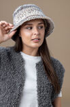 FILATI Studio CROCHET HAT Alpina Landhauswolle & Merino Cardato & Cinque Multi & Landlust Soft Tweed 180 & Orsetto