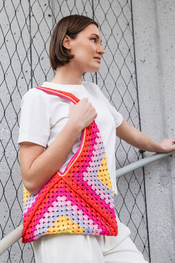 Lana Grossa LIVING No. 1 - Magazine (DE) + Knitting instructions (EN) 