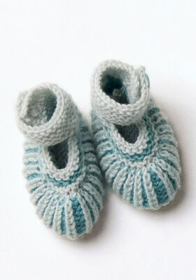 BOOTIES Cool Wool Baby from Lana Grossa