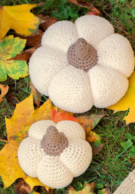 PUMPKIN Star from Lana Grossa