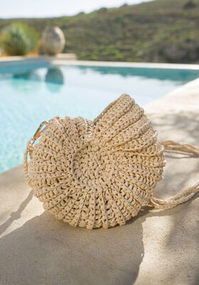 SHELL BAG The Bast from Lana Grossa