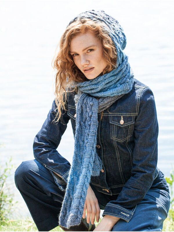 Lana Grossa SCARF WITH HOOD Gomitolo Versione