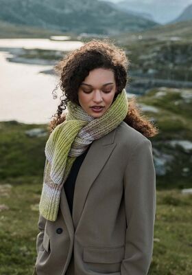 SCARF Gomitolo Gala from Lana Grossa