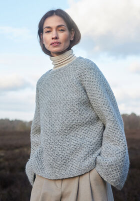 RAGLAN-PULLOVER Spuma from Lana Grossa