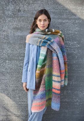 WIDE SCARF Gigante Multi from Lana Grossa
