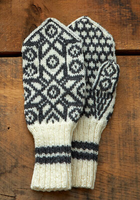MITTENS Meilenweit 6-fach 150g  from Lana Grossa