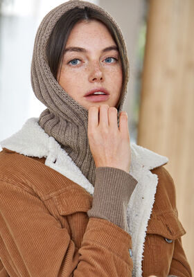 HOODED COWL Merino Uno from Lana Grossa