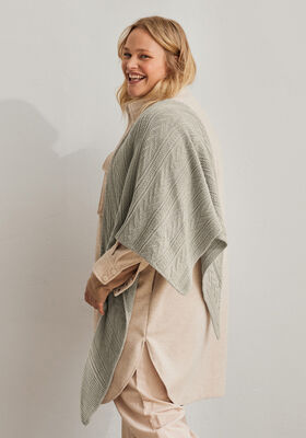 TRIANGULAR SHAWL Cool Wool Seta from Lana Grossa