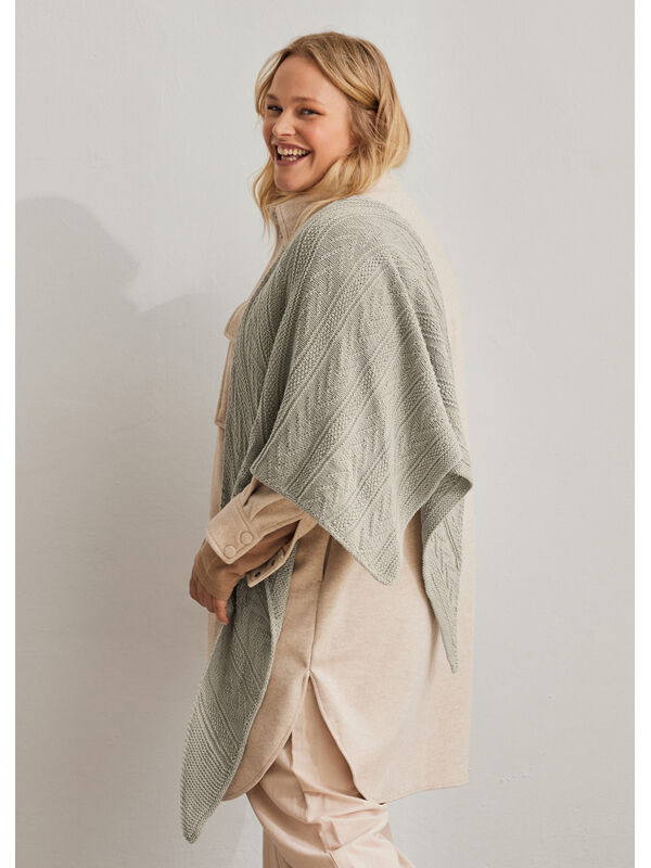 Lana Grossa TRIANGULAR SHAWL Cool Wool Seta