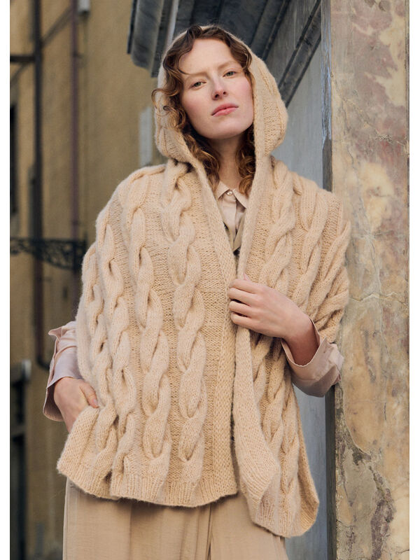Lana Grossa HOODED SCARF Nebbia