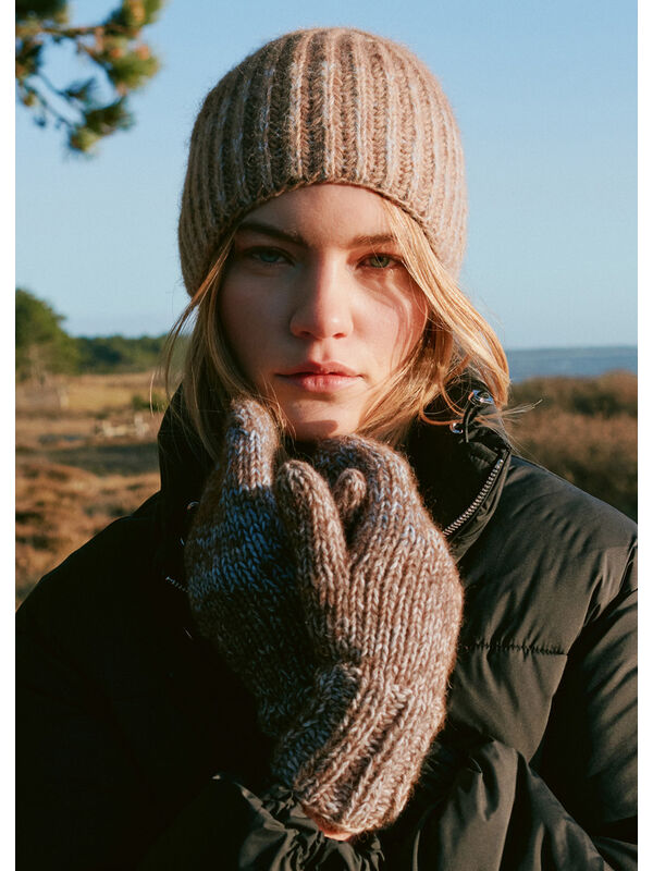 Lana Grossa MITTENS Cara & Natural Alpaca Pelo