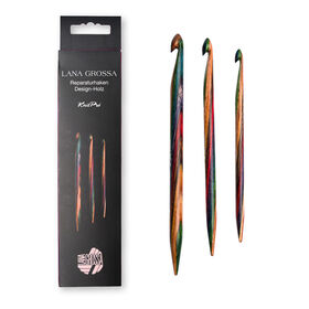 Lana Grossa Repair hook set design wood