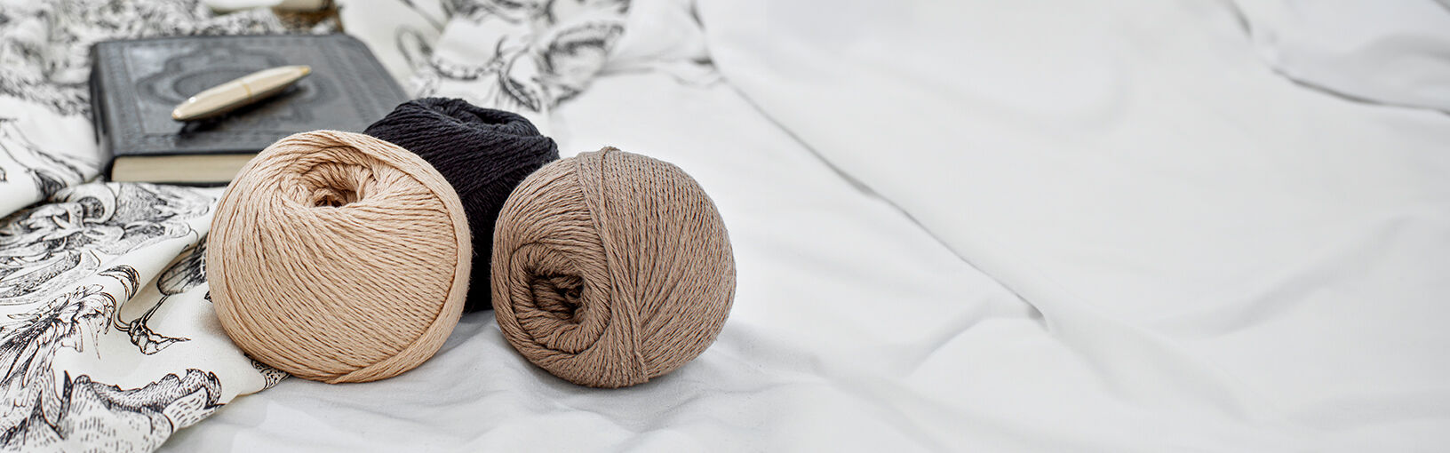 High quality yarns for knitting, crocheting & felting Lana Grossa Yarns