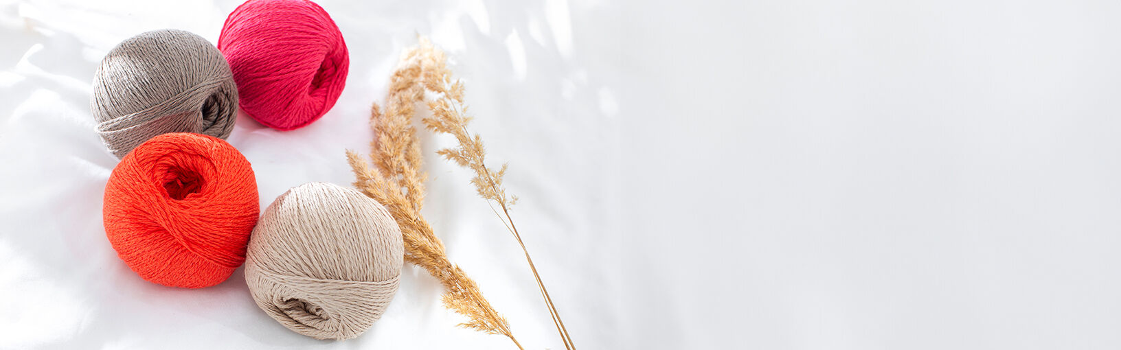 High quality yarns for knitting, crocheting & felting Lana Grossa Yarns