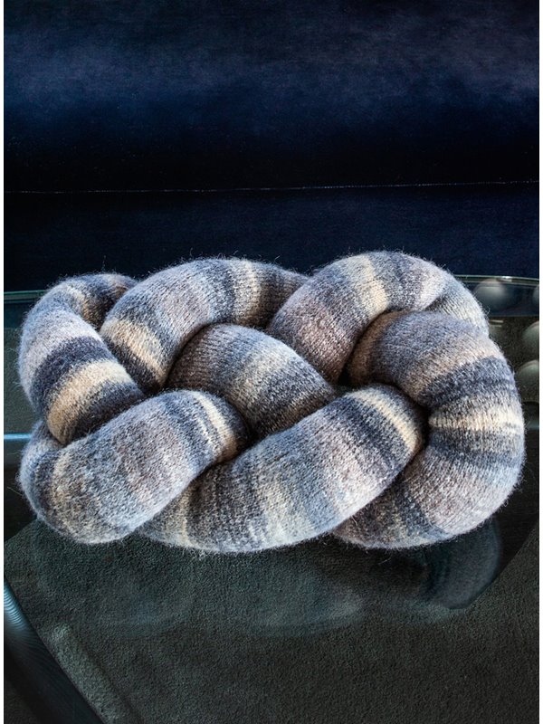 Lana Grossa CELTIC KNOT PILLOW Tutti