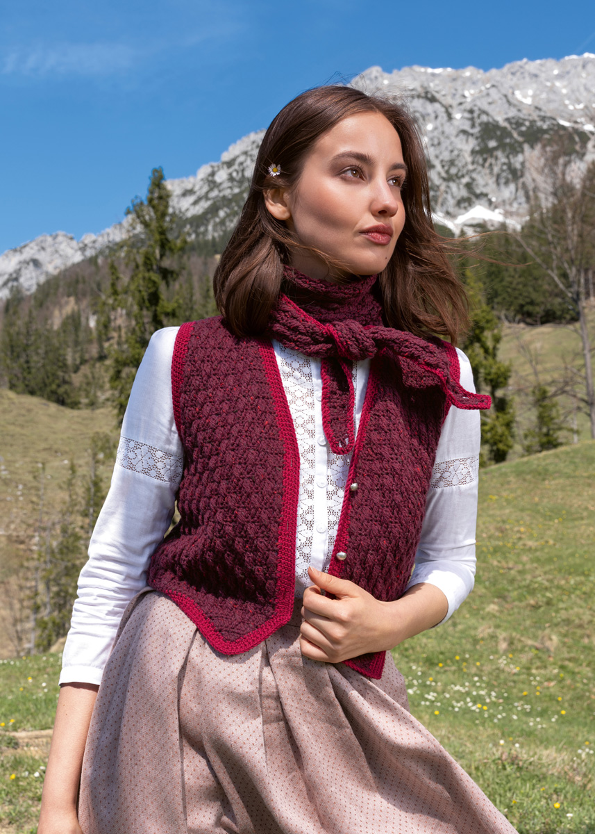 Lana Grossa TRACHTEN No. 9 - German Edition