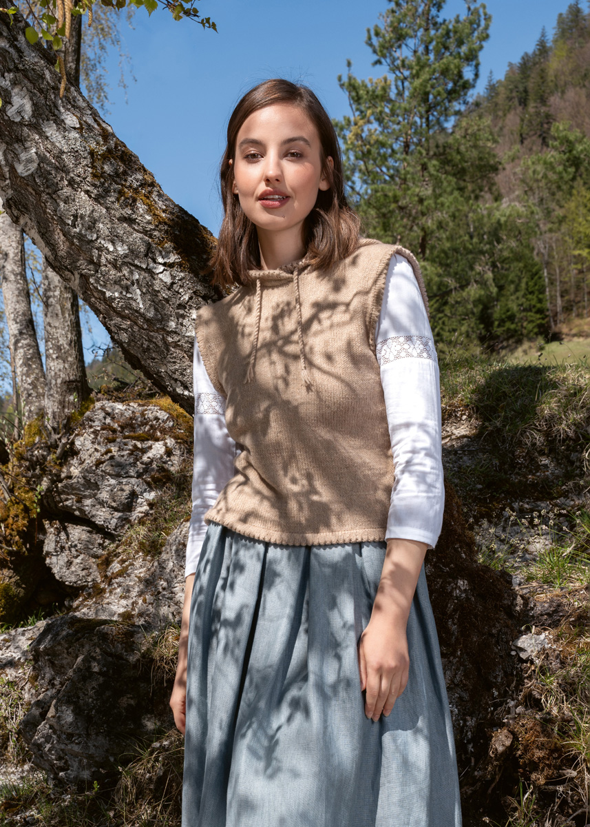 Lana Grossa TRACHTEN No. 9 - German Edition