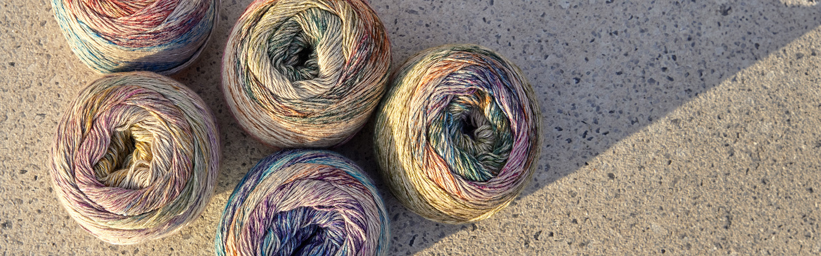 High quality yarns for knitting, crocheting & felting Lana Grossa Yarns